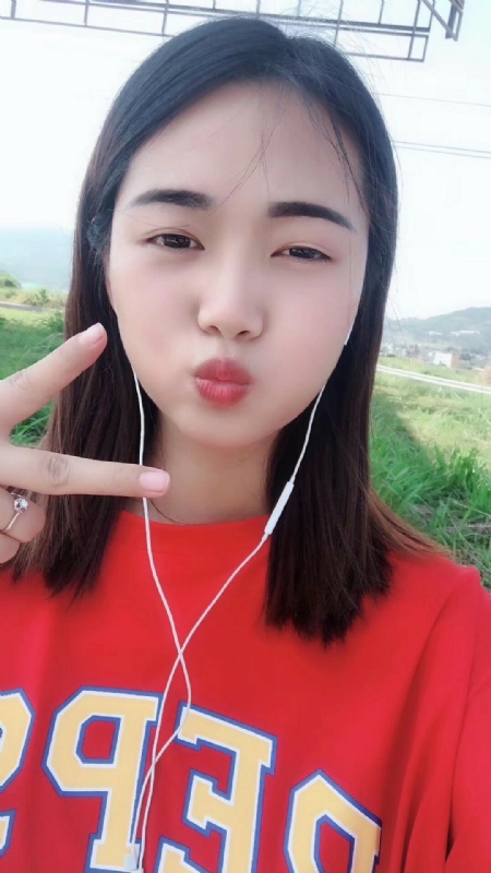 深拥必定温暖的第一张照片--廊坊相亲服务中心