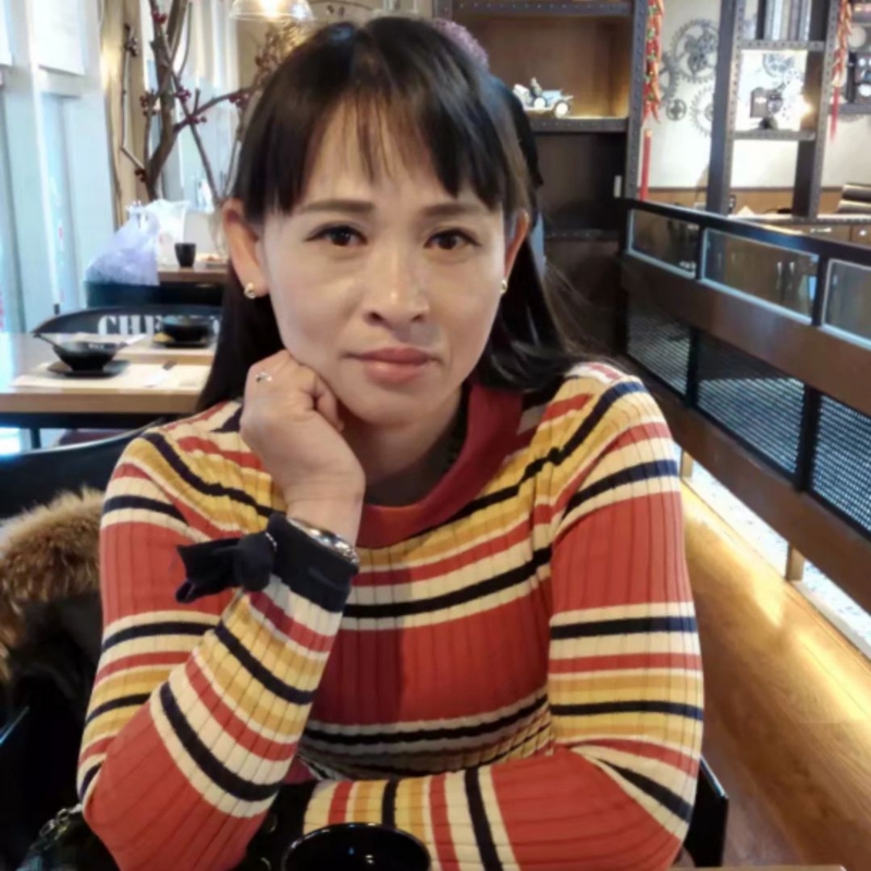 玫瑰花的第一张照片--廊坊相亲服务中心