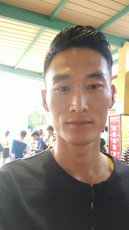 难得糊涂的第一张照片--廊坊相亲服务中心