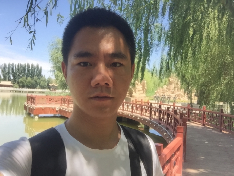一见倾心的第一张照片--廊坊相亲服务中心