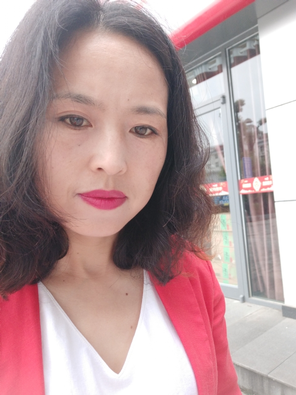 枫叶飘零的第一张照片--廊坊相亲服务中心