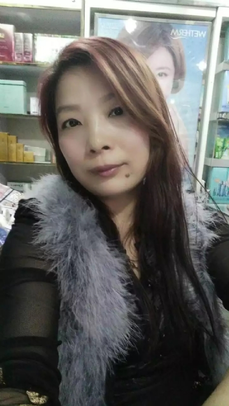 胡静的第三张照片--廊坊相亲服务中心