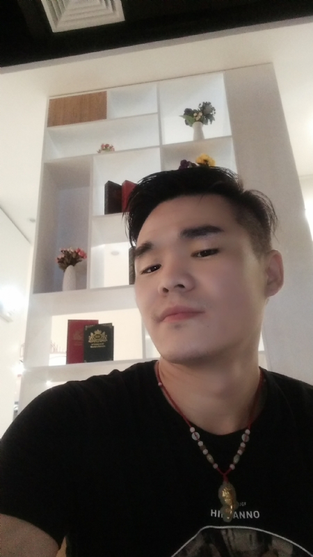 涵博随缘的第一张照片--廊坊相亲服务中心