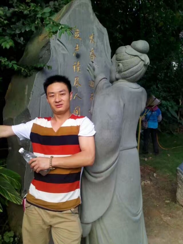 相依相伴的第一张照片--廊坊相亲服务中心