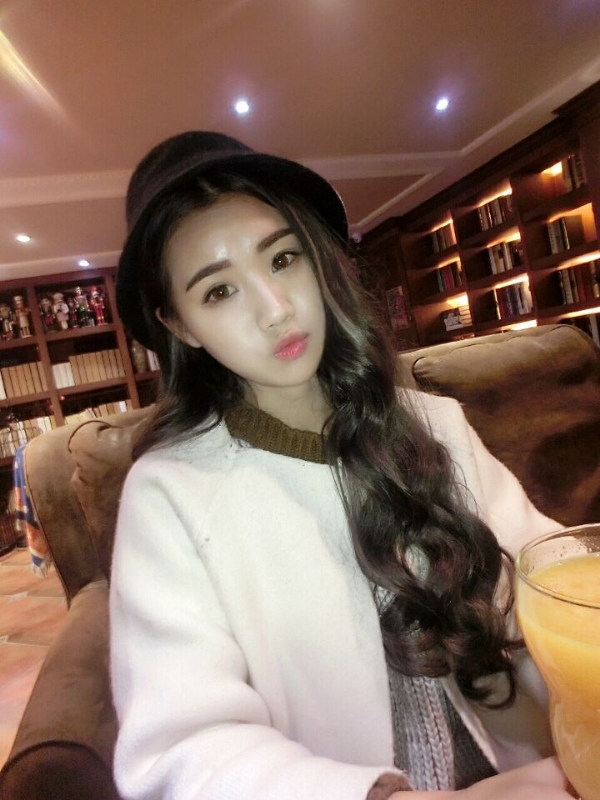 气质小妹的第三张照片--廊坊相亲服务中心