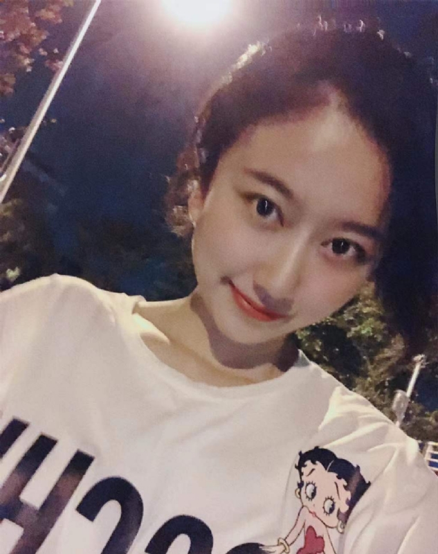 佳佳的第一张照片--廊坊相亲服务中心