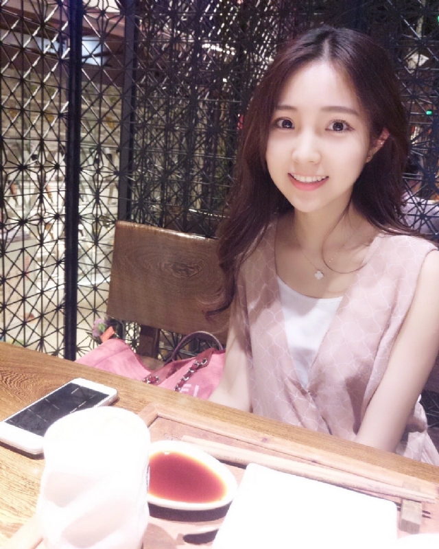 冰艳残阳的第二张照片--廊坊相亲服务中心