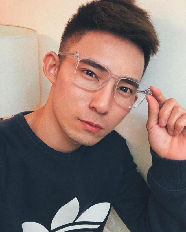 小伟的第一张照片--廊坊相亲服务中心