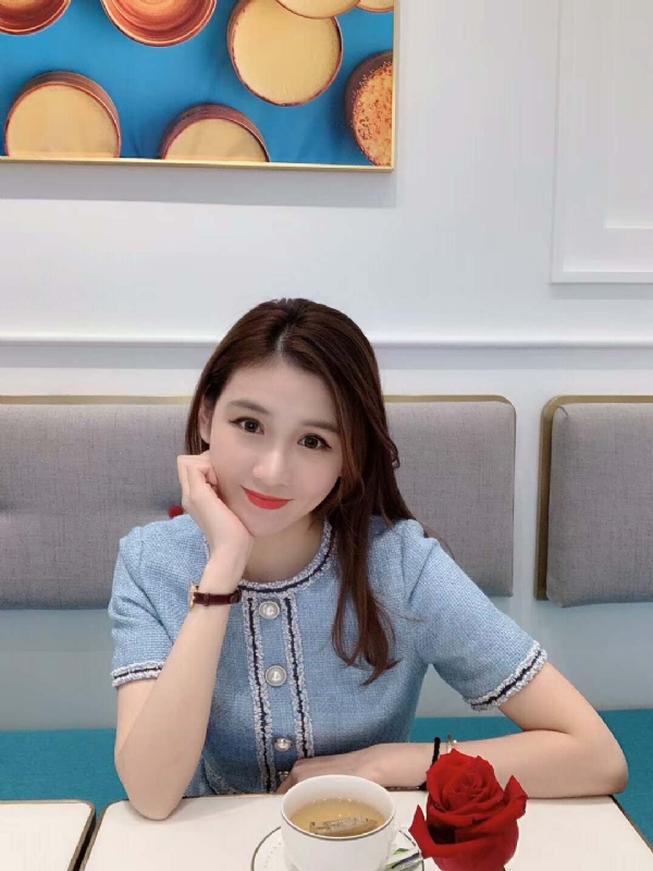 Emily的第二张照片--廊坊相亲服务中心