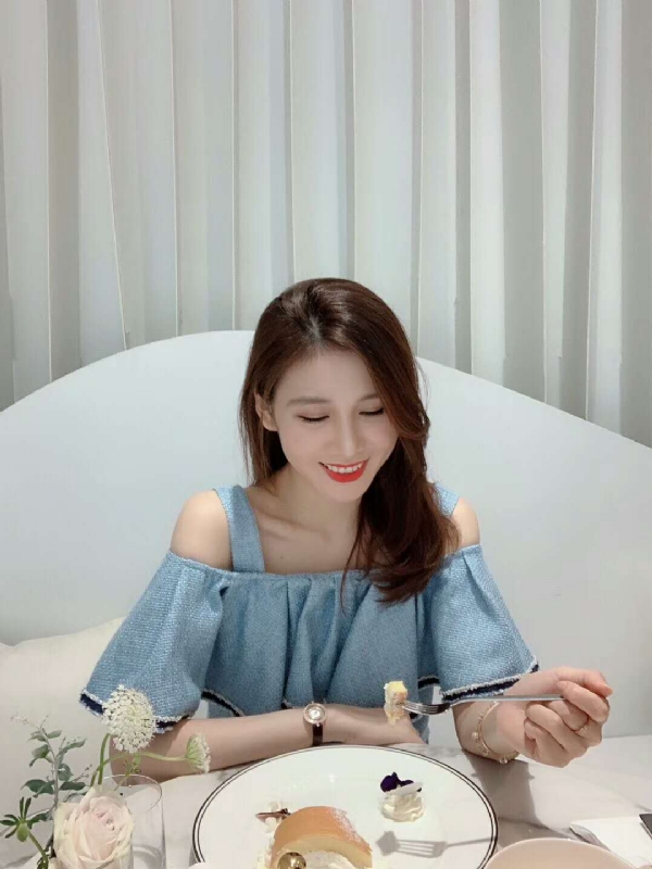 Emily的第三张照片--廊坊相亲服务中心