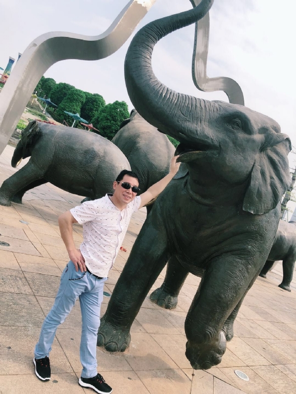 朝望大海的第三张照片--廊坊相亲服务中心