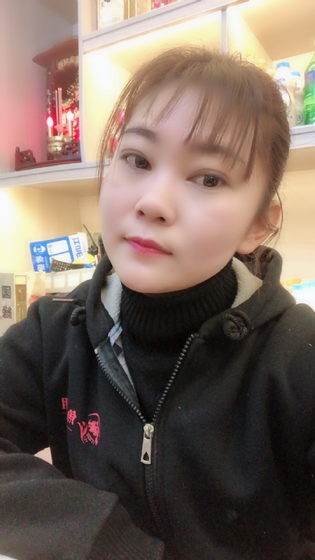 泡沫的第一张照片--廊坊相亲服务中心