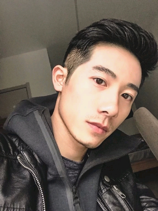 心若磐石的第一张照片--廊坊相亲服务中心