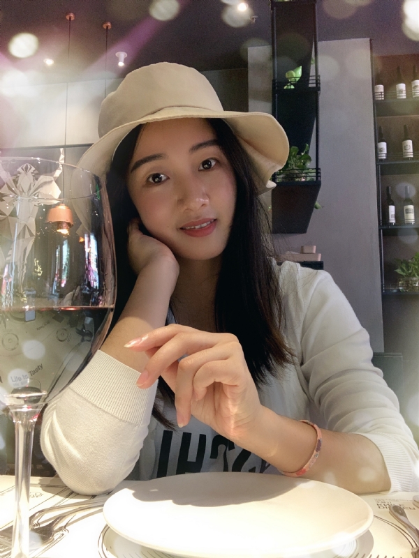 Daisy的第一张照片--廊坊相亲服务中心