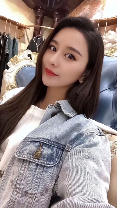 李珊珊的第一张照片--廊坊相亲服务中心