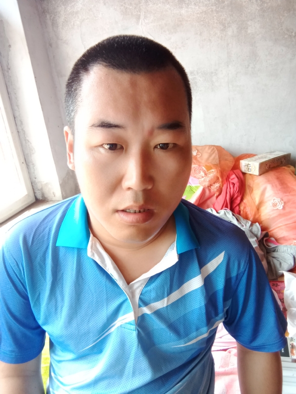 灰太狼的第一张照片--廊坊相亲服务中心