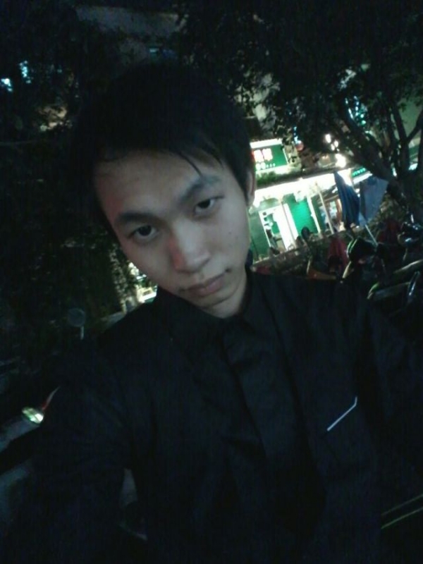 瞬间回眸的第一张照片--廊坊相亲服务中心