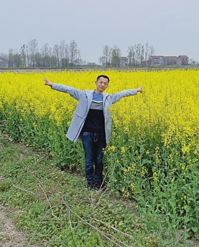 一个真诚的男士的第一张照片--廊坊相亲服务中心