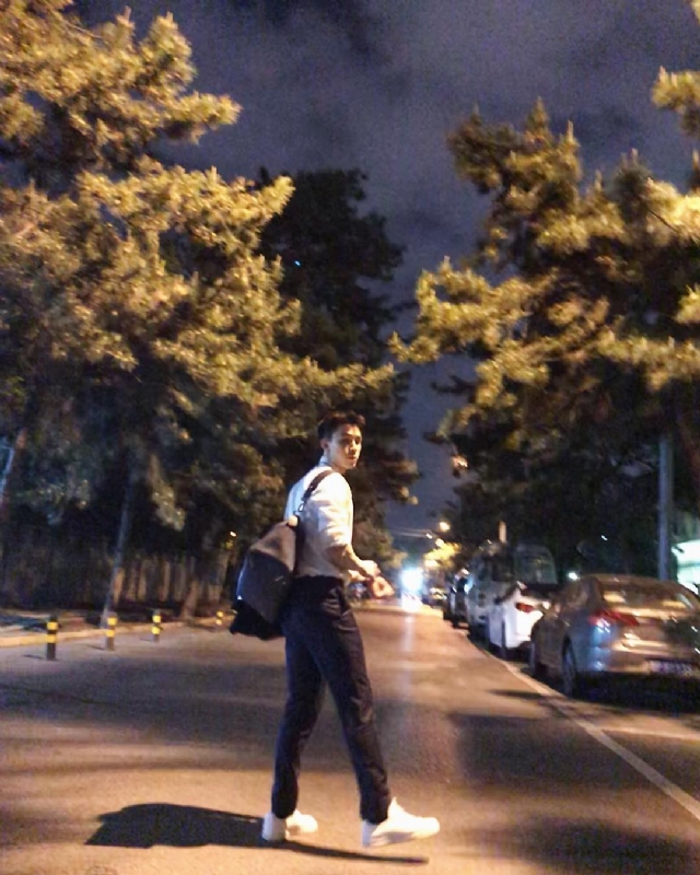 深海的第二张照片--廊坊相亲服务中心