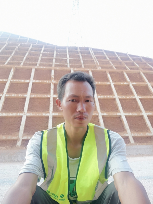 哥们的第一张照片--廊坊相亲服务中心