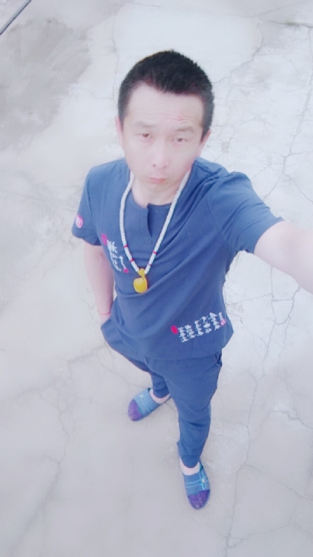 一叶之秋的第一张照片--廊坊相亲服务中心