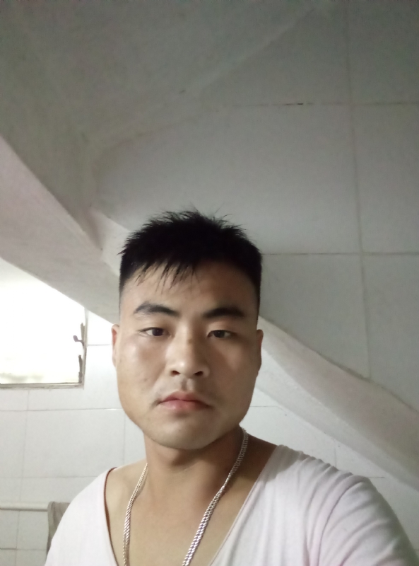 落叶知秋的第一张照片--廊坊相亲服务中心