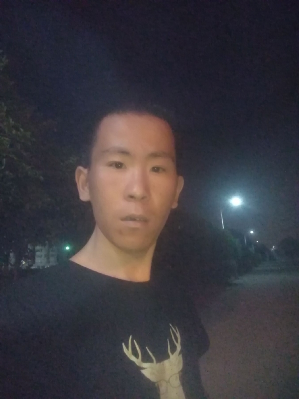 俞凯斌的第一张照片--廊坊相亲服务中心