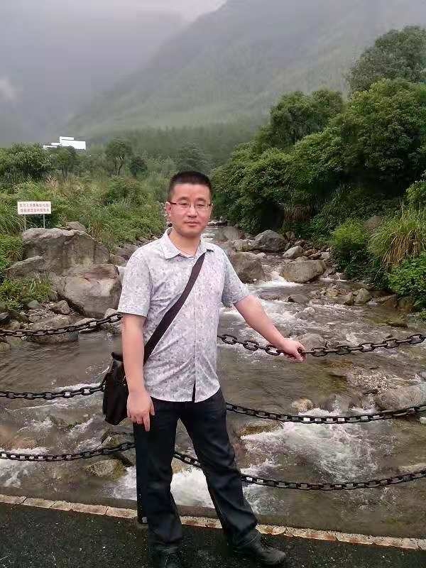 淡定牛魔王的第三张照片--廊坊相亲服务中心