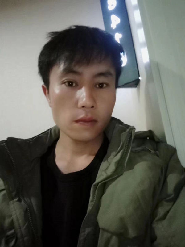 槑头槑脑的第一张照片--廊坊相亲服务中心