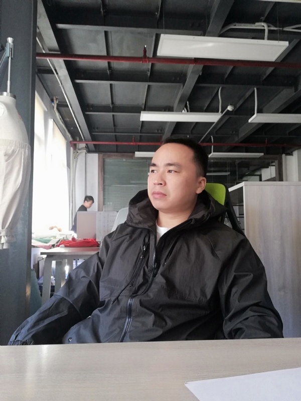 左眼皮跳跳的第一张照片--廊坊相亲服务中心