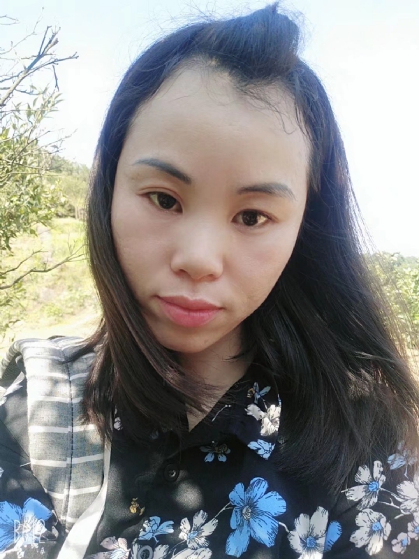 英英的第一张照片--廊坊相亲服务中心