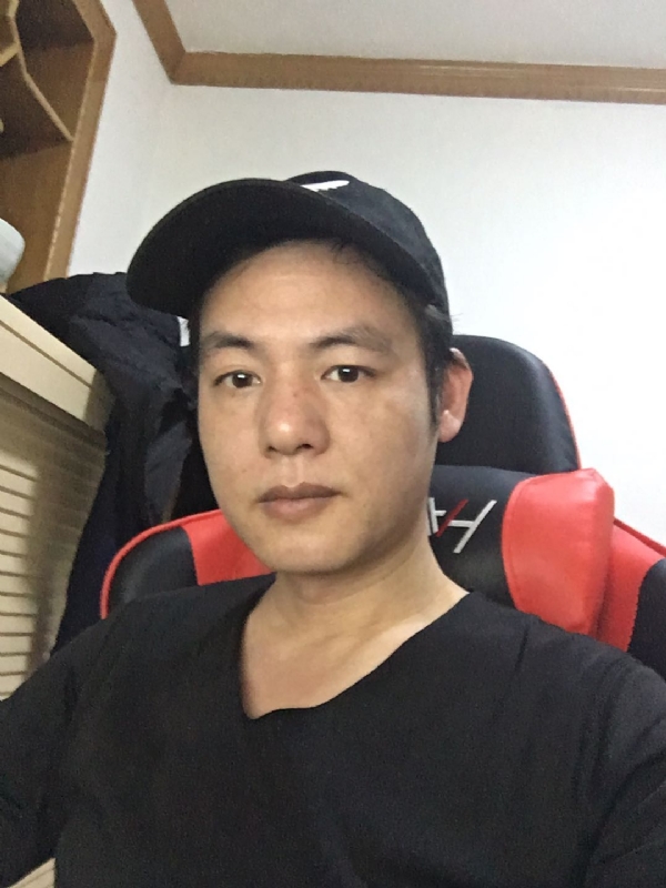 扛枪打鸟的第一张照片--廊坊相亲服务中心