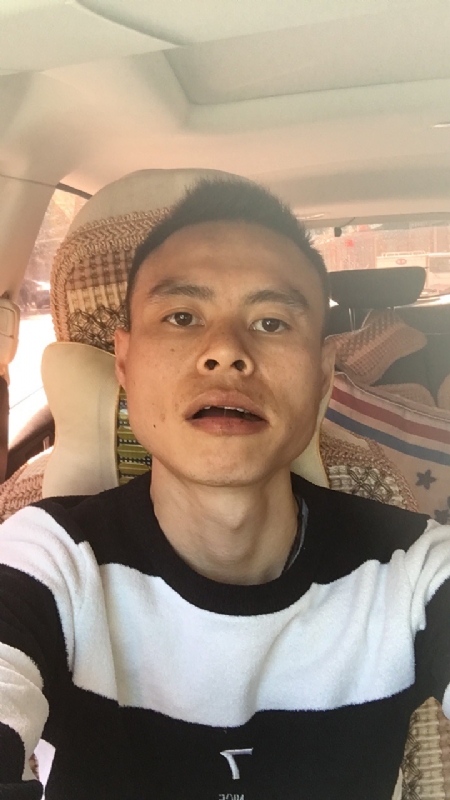 小何的第一张照片--廊坊相亲服务中心
