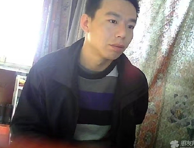 向钱奔跑的第一张照片--廊坊相亲服务中心