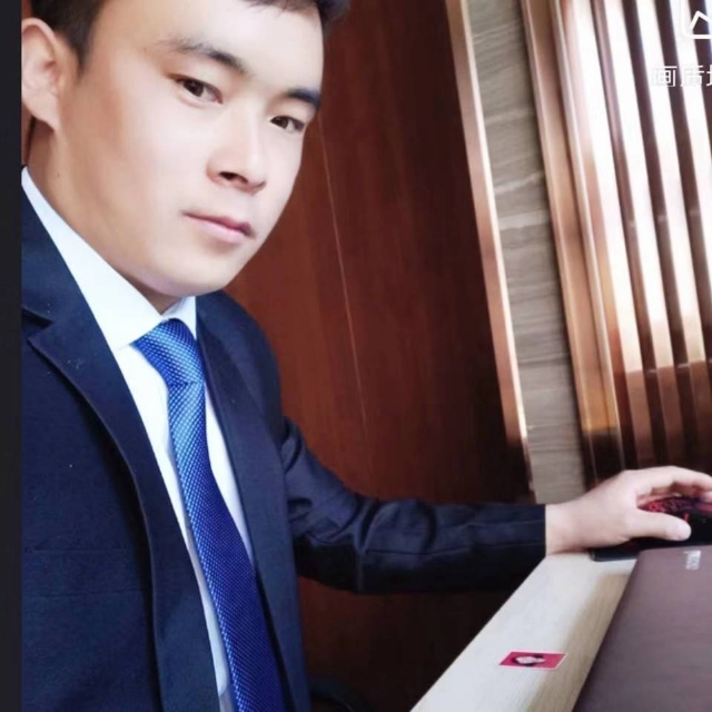 会哭的幸福的第一张照片--廊坊相亲服务中心