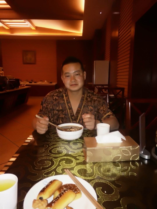 会飞的鱼的第一张照片--廊坊相亲服务中心