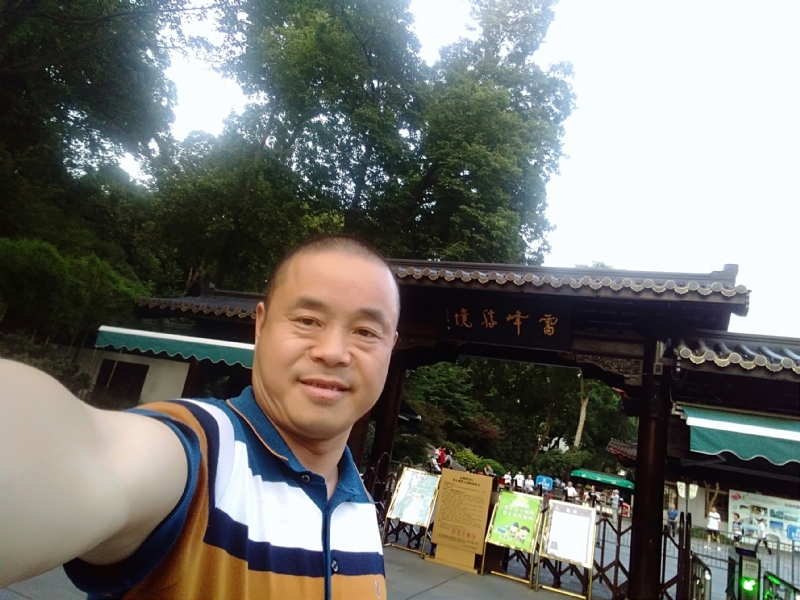 夏雨晨紫的第一张照片--廊坊相亲服务中心