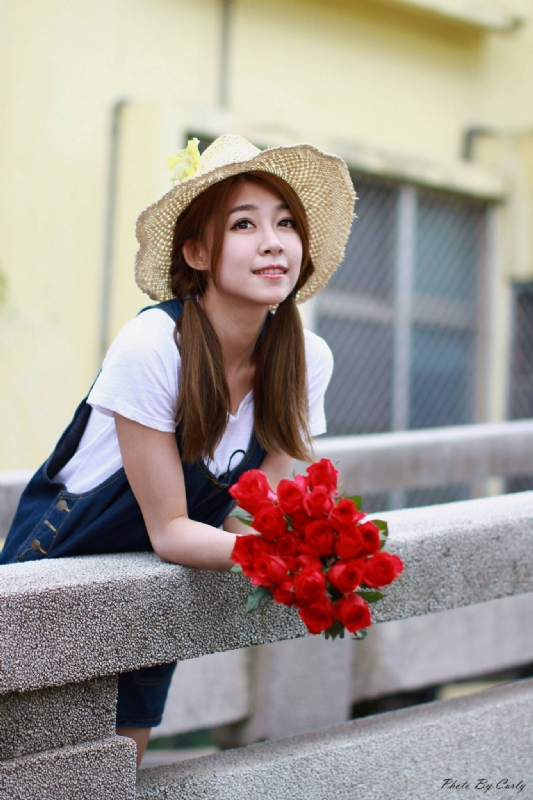 阳光朵朵的第一张照片--廊坊相亲服务中心