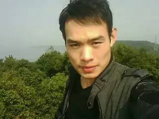 明镜的第一张照片--廊坊相亲服务中心