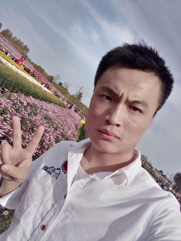 心碎无痕的第二张照片--廊坊相亲服务中心