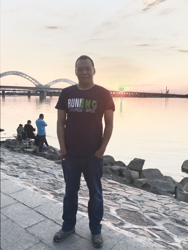 海天一色的第一张照片--廊坊相亲服务中心