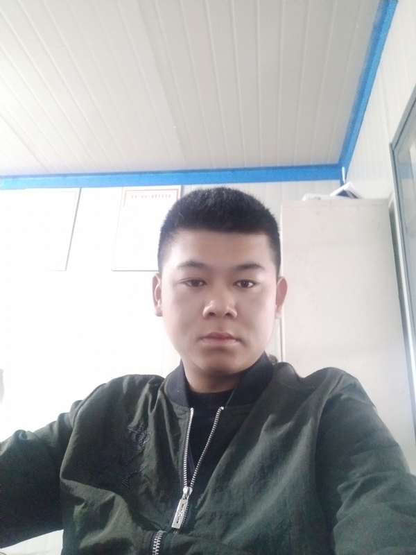 少校的第一张照片--廊坊相亲服务中心