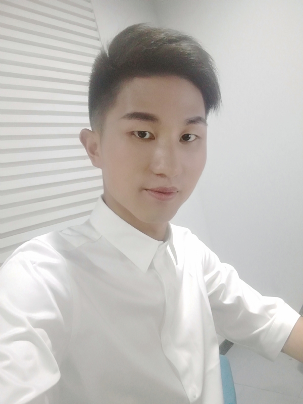 MrLi的第二张照片--廊坊相亲服务中心