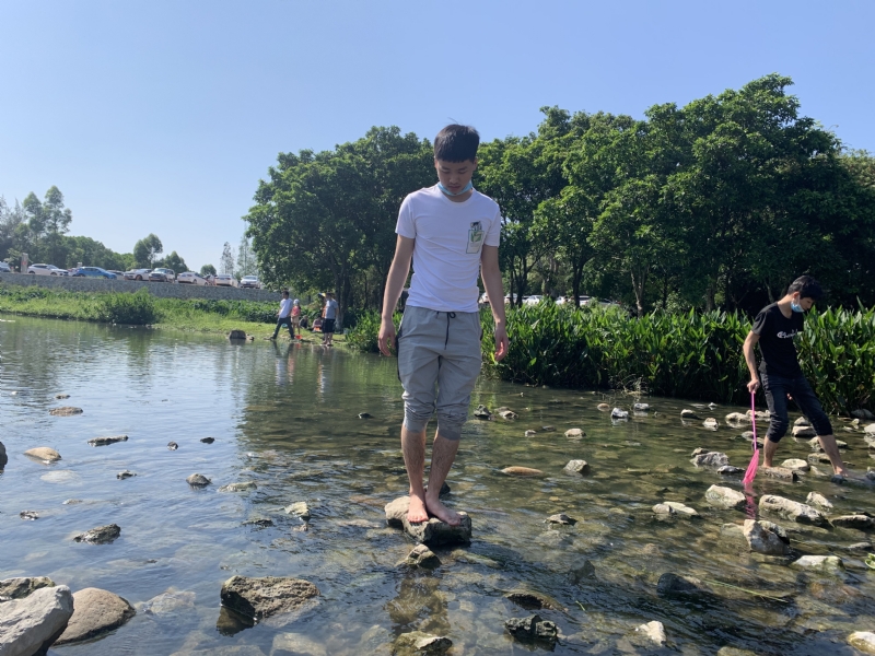 放假吃鸡的第一张照片--廊坊相亲服务中心