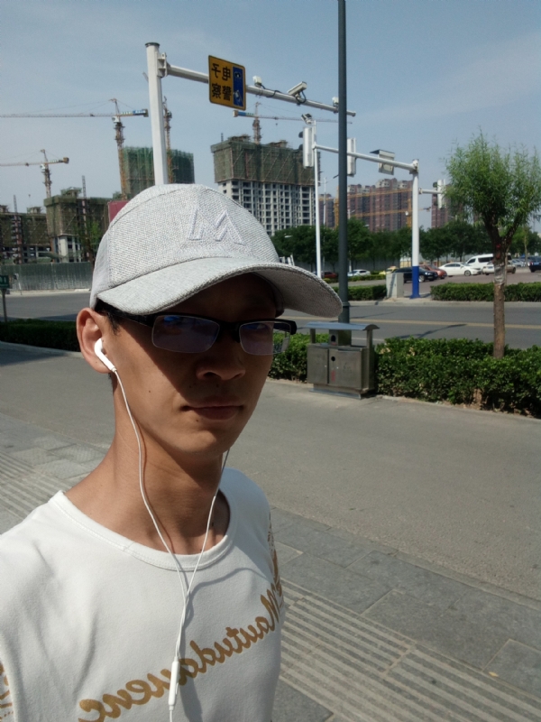 挥一挥手什么都没有的第一张照片--廊坊相亲服务中心