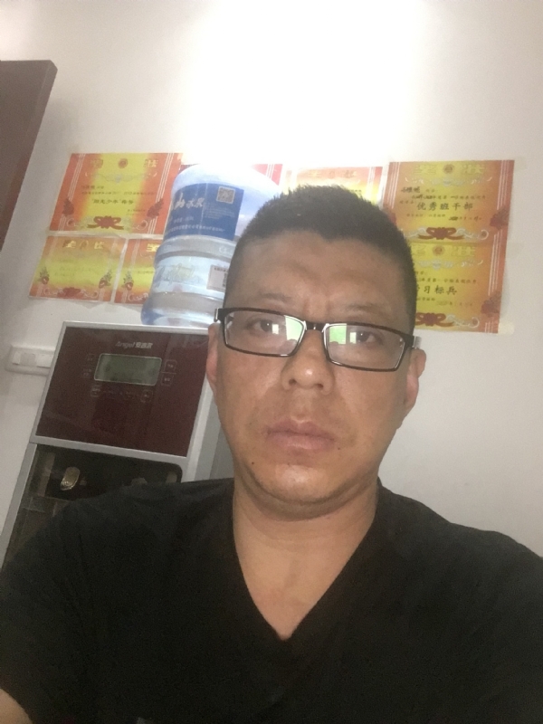牵手的第二张照片--廊坊相亲服务中心