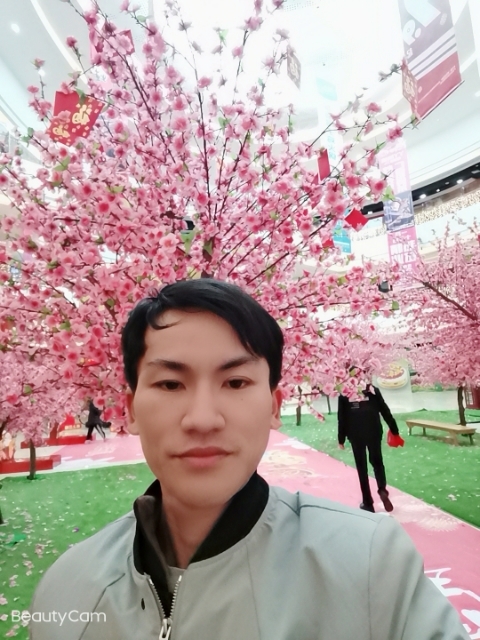 单身一人的第二张照片--廊坊相亲服务中心