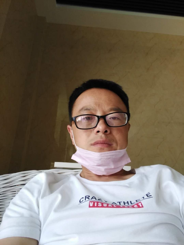 小马奔腾的第一张照片--廊坊相亲服务中心