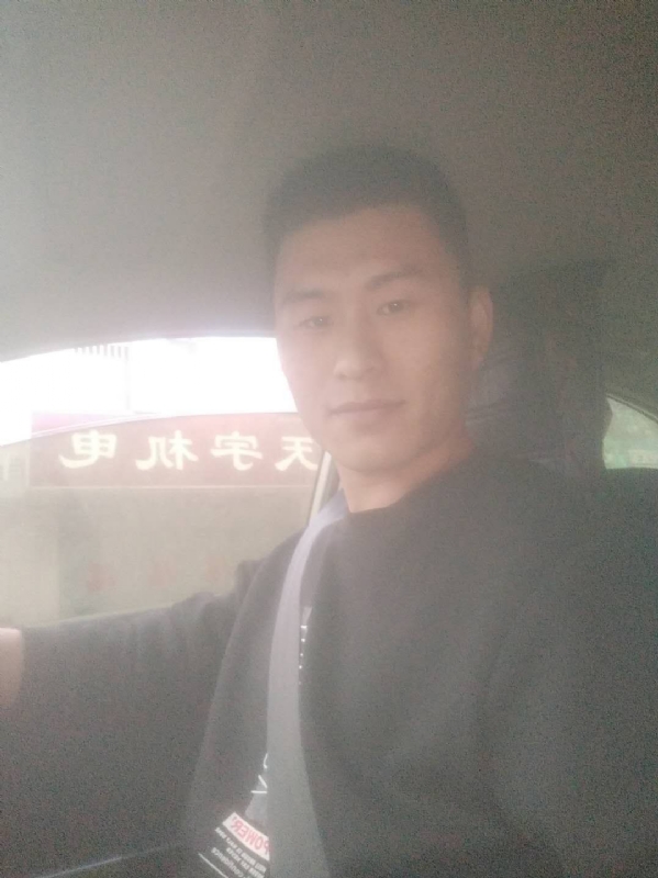 老鼠爱上猫的第一张照片--廊坊相亲服务中心