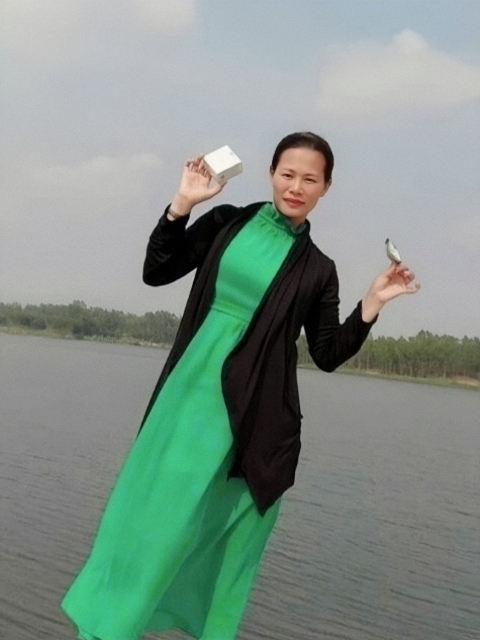 李梅的第三张照片--廊坊相亲服务中心